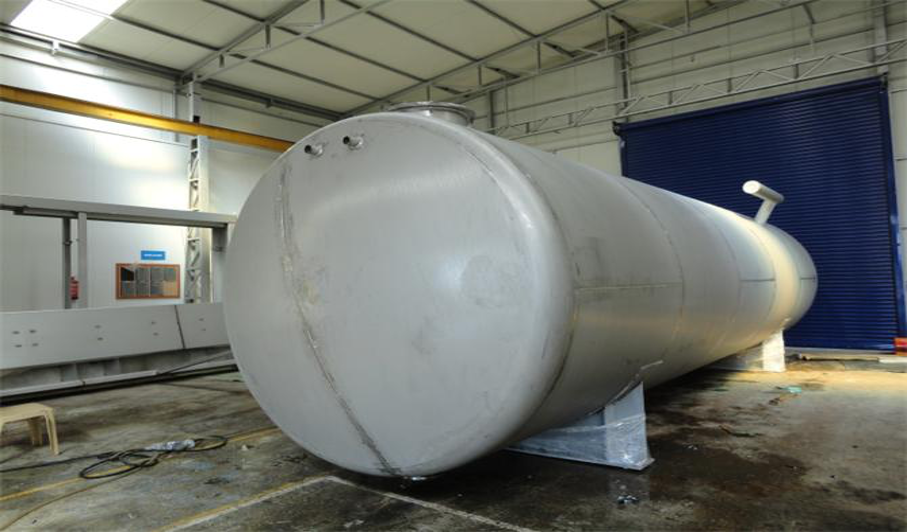 An Example of A Horizontal Pressure Vessel