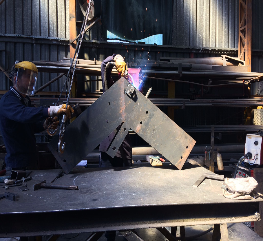 Welding of a steel warehouse parts
